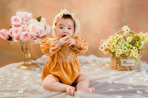 南安宝宝从鼻子里溢奶处理